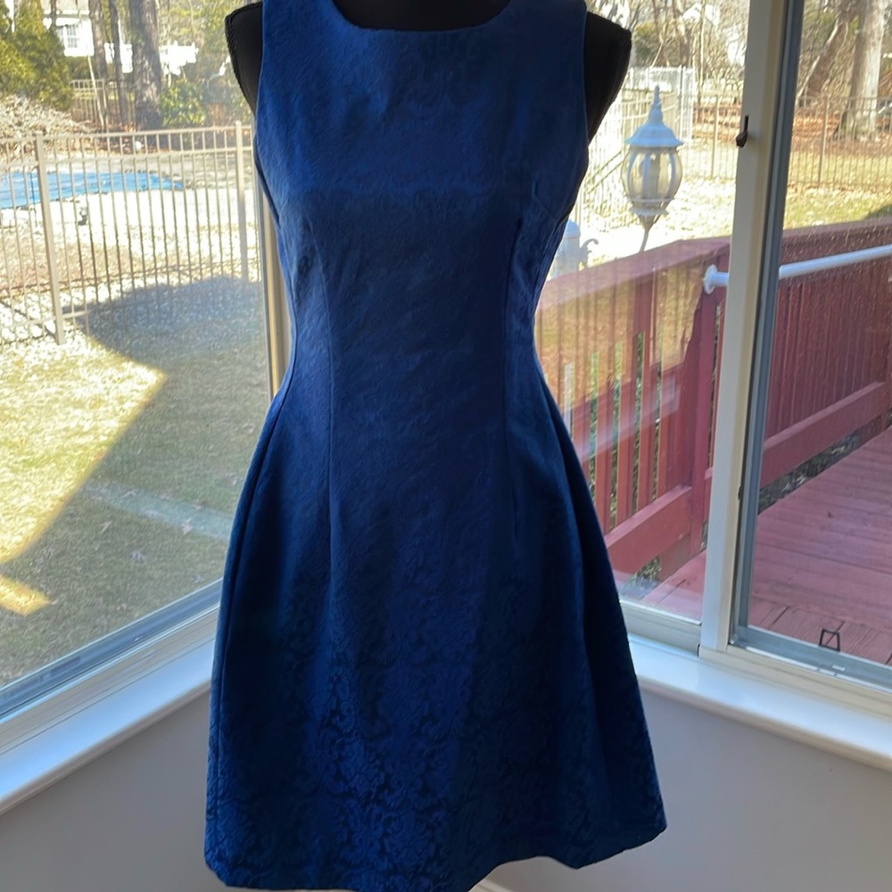 Blue fitted short sleeve dress size